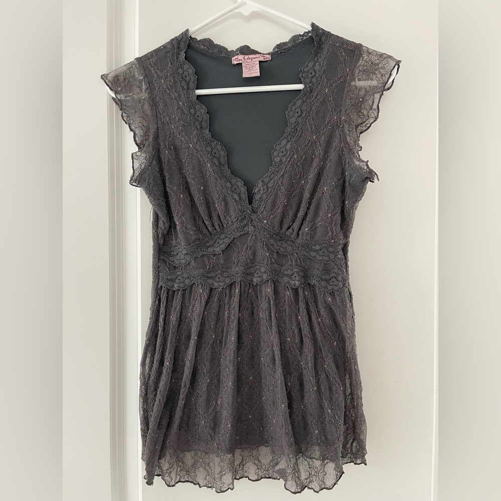 Cute Grey Fancy looking Top.